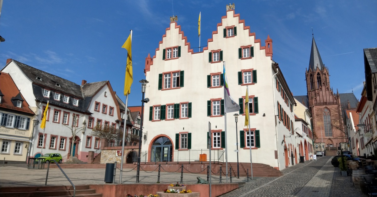 Historisches-Rathaus_Marktplatz_5